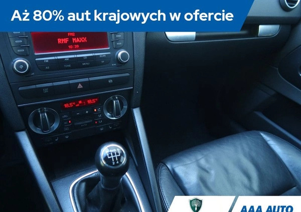 Audi A3 cena 13000 przebieg: 230411, rok produkcji 2003 z Łazy małe 232